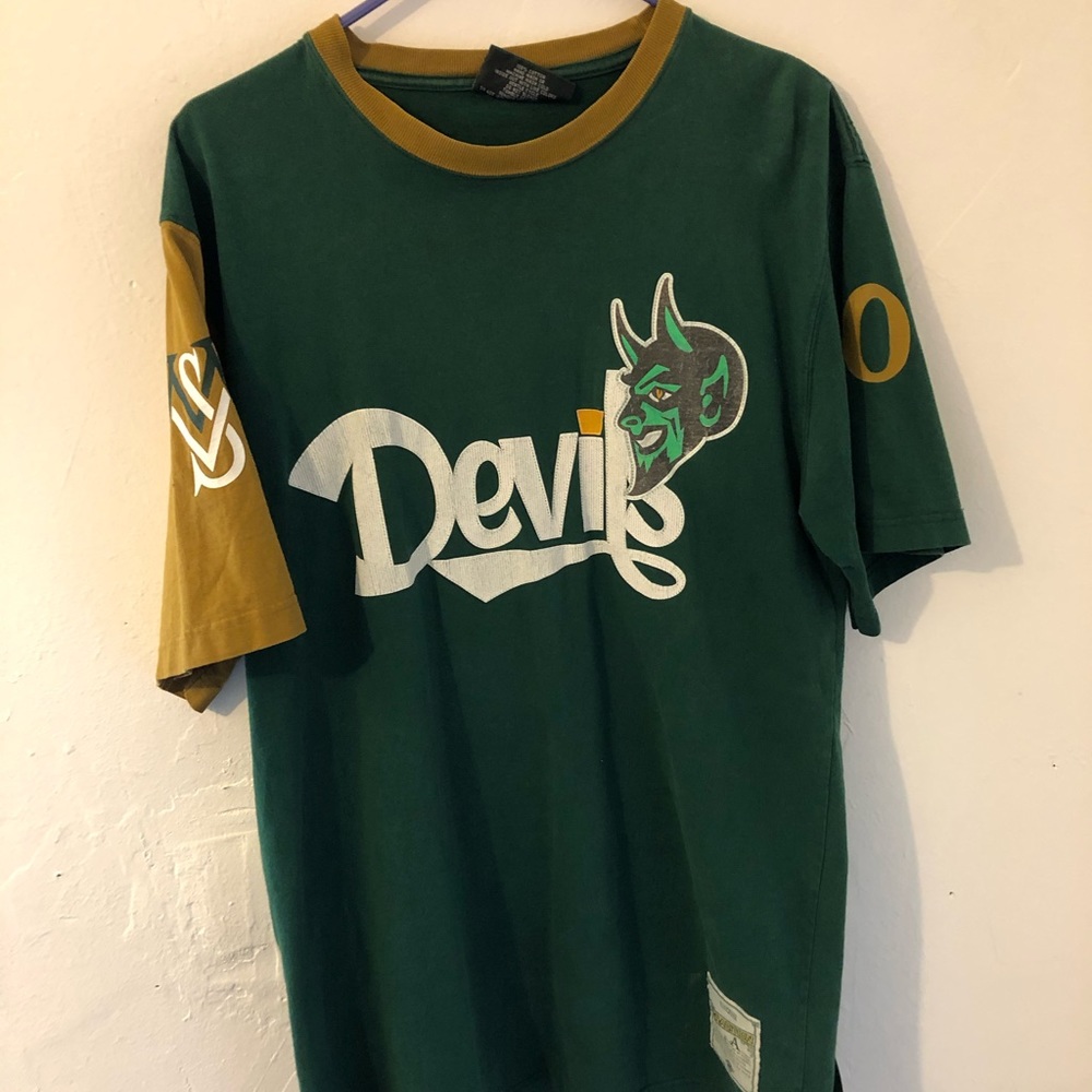 Vintage devils jersey tee